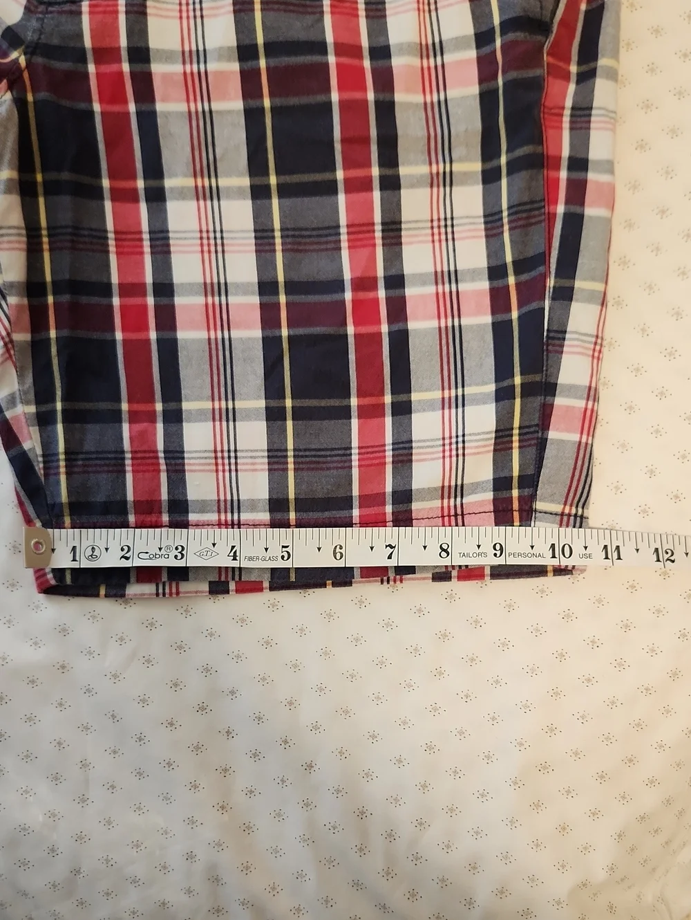 J. Crew Indian Madras Men's Plaid Cotton Shorts - Red & Navy Sice 33 Inseam 9